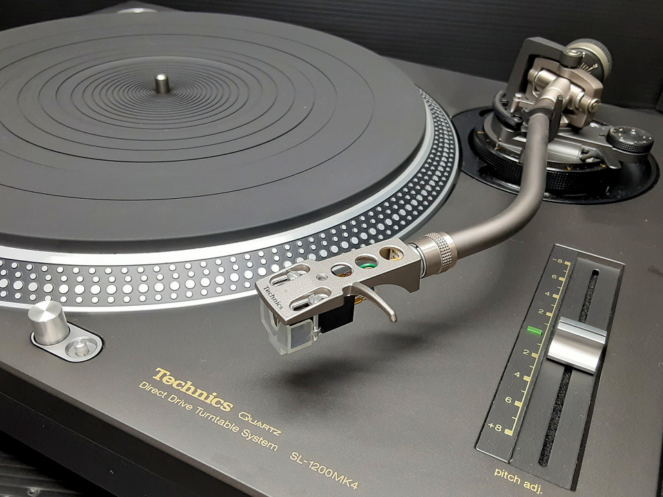 Technics SL-1200Mk4 + DENON DL103 [中古品] / SUNVALLEY AUDIO(旧