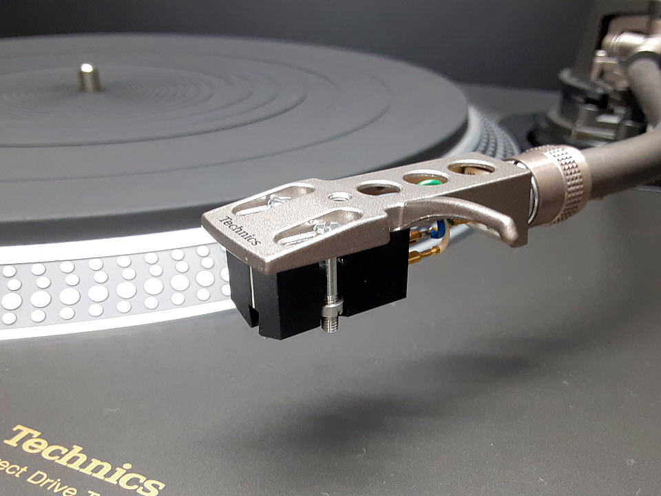 Technics SL-1200Mk4 + DENON DL103 [中古品] / SUNVALLEY AUDIO(旧